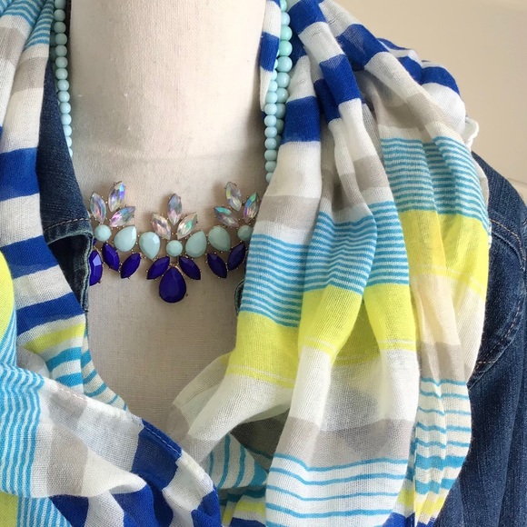 💙🌝NY & Co Bright Striped Fringed Scarf - Picture 3 of 3